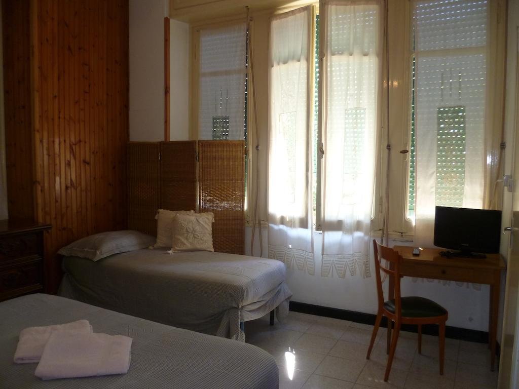 Pensione Elvezia Rapallo Zimmer foto